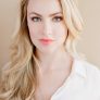 Amanda Schull is Cassandra Railly