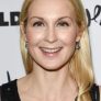 Kelly Rutherford is Lily van der Woodsen