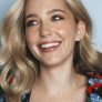 Jessica Rothe is Samantha