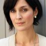 Carrie-Anne Moss is Jeryn 'Jeri' Hogarth