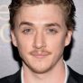 Kyle Gallner is Hasil