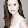 Clare Dunne is Amanda Kinsella