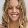 Isabelle Cornish is Crystalia Amaquelin / Crystal