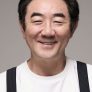 Kim Hong-pa is Kang Yoo-Taek