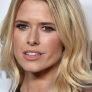 Sarah Wright is Mandy Davis