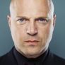 Michael Chiklis is Ben Clemens